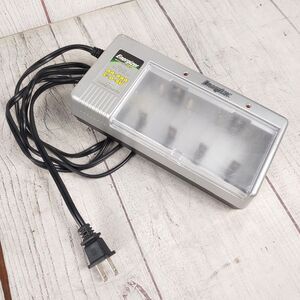 Energizer CHFCV Universal Battery Charger - AA/AAA/C/D/9V - NiMH TESTED WORKING